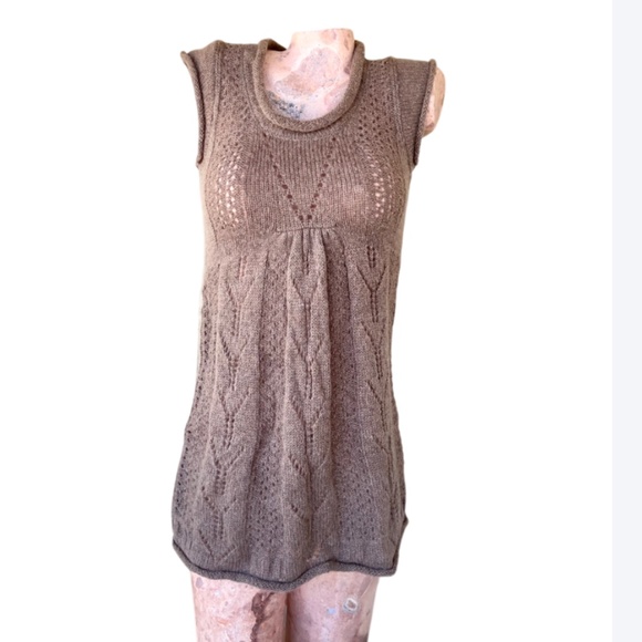 Wool Crochet Knit - Picture 5 of 5